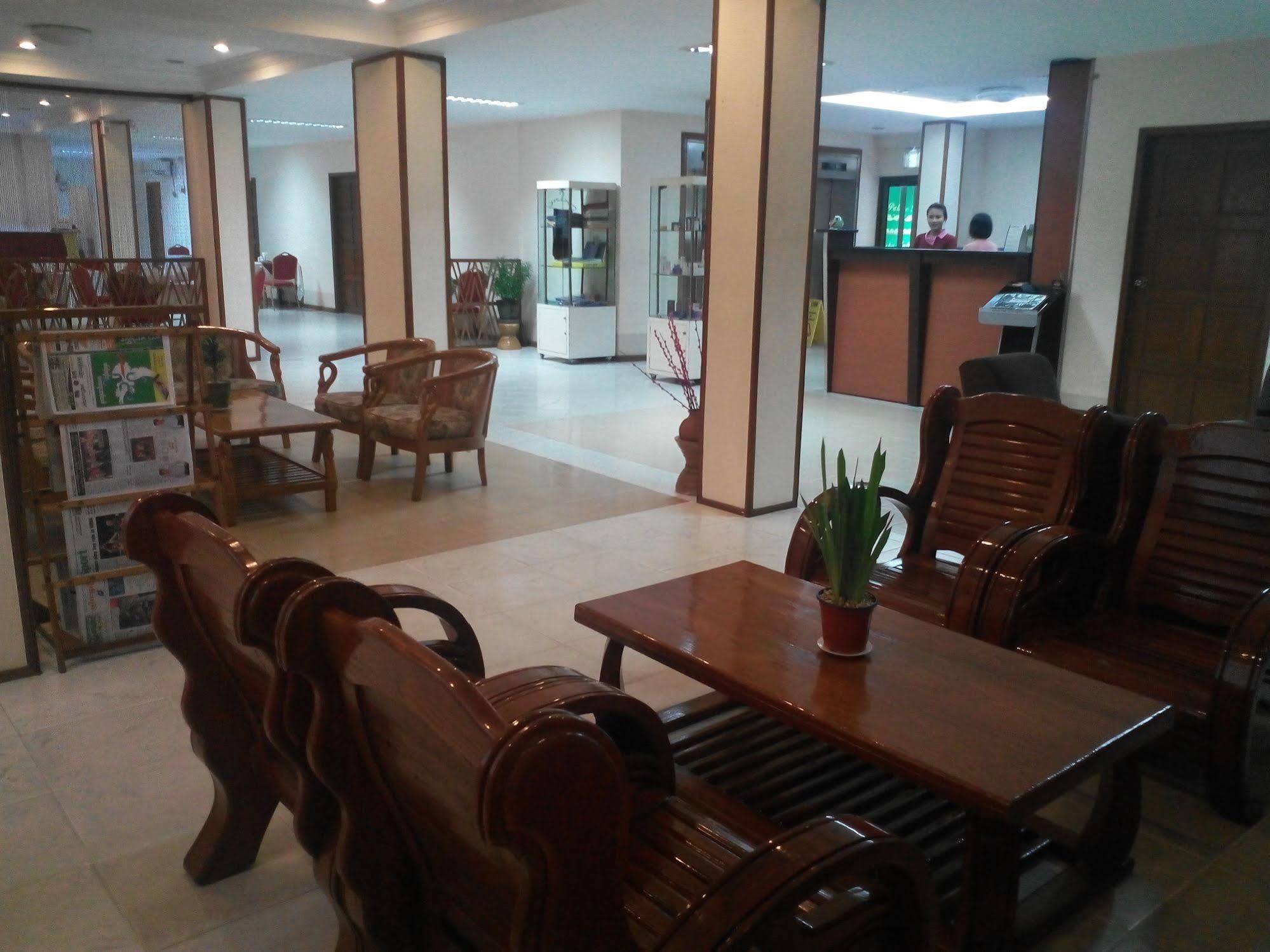 Eden Palace Hotel Rangoon Eksteriør billede